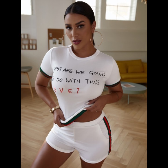What are we gonna do with all this LOVE ❤️ ? Short sleeve shirt & shorts set! - Picture 2 of 6